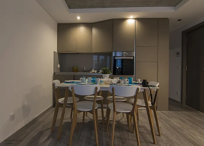 S. Goncalinho - アパート アヴェイロ